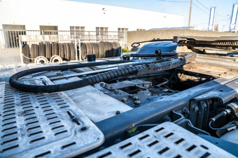 Tegljač DAF XF 460 + HYDRAULIQUE: slika Tegljač DAF XF 460 + HYDRAULIQUE