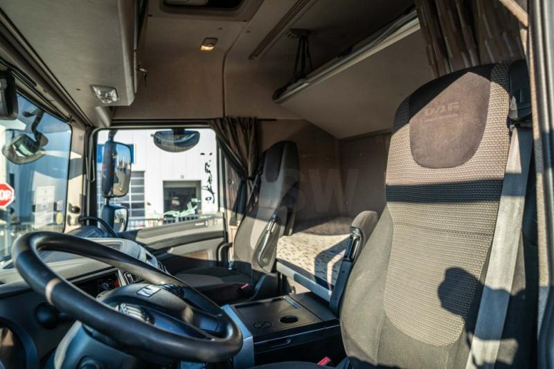 Tegljač DAF XF 460 + HYDRAULIQUE: slika Tegljač DAF XF 460 + HYDRAULIQUE