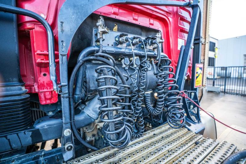 Tegljač MAN TGS 18.440 BLS +KIPHYDR.: slika Tegljač MAN TGS 18.440 BLS +KIPHYDR. Tegljač MAN TGS 18.440 BLS +KIPHYDR.: slika Tegljač MAN TGS 18.440 BLS +KIPHYDR.