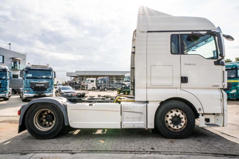 MAN TGX 18 460 XLX BLS+INTARDER+ADR+KIPHYDR. - Tegljač: slika MAN TGX 18 460 XLX BLS+INTARDER+ADR+KIPHYDR. - Tegljač MAN TGX 18 460 XLX BLS+INTARDER+ADR+KIPHYDR. - Tegljač: slika MAN TGX 18 460 XLX BLS+INTARDER+ADR+KIPHYDR. - Tegljač