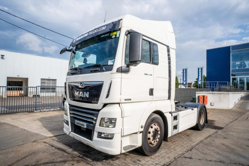 MAN TGX 18 460 XLX BLS+INTARDER+ADR+KIPHYDR. - Tegljač: slika MAN TGX 18 460 XLX BLS+INTARDER+ADR+KIPHYDR. - Tegljač MAN TGX 18 460 XLX BLS+INTARDER+ADR+KIPHYDR. - Tegljač: slika MAN TGX 18 460 XLX BLS+INTARDER+ADR+KIPHYDR. - Tegljač
