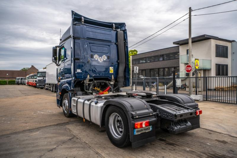 Mercedes ACTROS 1846 LS - Tegljač: slika Mercedes ACTROS 1846 LS - Tegljač Mercedes ACTROS 1846 LS - Tegljač: slika Mercedes ACTROS 1846 LS - Tegljač