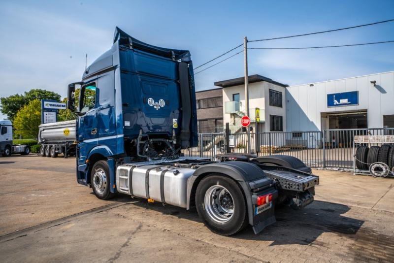 Mercedes ACTROS 1846 LS - Tegljač: slika Mercedes ACTROS 1846 LS - Tegljač Mercedes ACTROS 1846 LS - Tegljač: slika Mercedes ACTROS 1846 LS - Tegljač