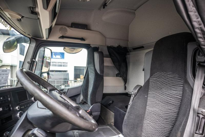 Interior photo 2: Tegljač Mercedes AROCS(NO ACTROS) 1843 LS+HYDR