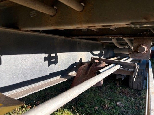 Stas Stas Reisch Walkingfloor - Poluprikolica s pokretnim podom: slika Stas Stas Reisch Walkingfloor - Poluprikolica s pokretnim podom Stas Stas Reisch Walkingfloor - Poluprikolica s pokretnim podom: slika Stas Stas Reisch Walkingfloor - Poluprikolica s pokretnim podom