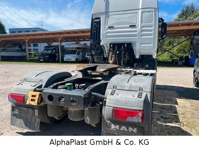 MAN 18.400 / 4x2 Hydraulik Orginal KM TipTop 18.400 / 4x2 Hydraulik Orginal KM TipTop - Tegljač: slika MAN 18.400 / 4x2 Hydraulik Orginal KM TipTop 18.400 / 4x2 Hydraulik Orginal KM TipTop - Tegljač MAN 18.400 / 4x2 Hydraulik Orginal KM TipTop 18.400 / 4x2 Hydraulik Orginal KM TipTop - Tegljač: slika MAN 18.400 / 4x2 Hydraulik Orginal KM TipTop 18.400 / 4x2 Hydraulik Orginal KM TipTop - Tegljač