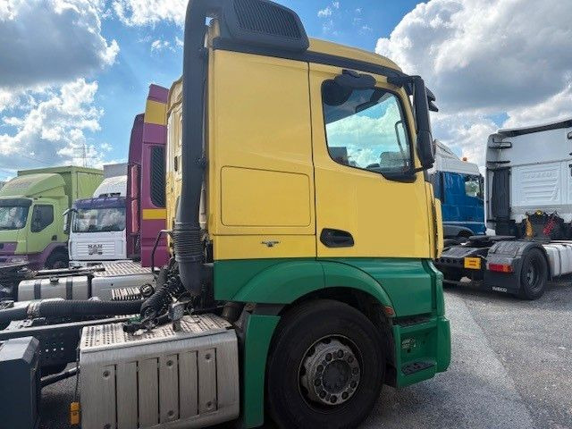 Mercedes-Benz Actros 1840 ohne Kompressor - Tegljač: slika Mercedes-Benz Actros 1840 ohne Kompressor - Tegljač Mercedes-Benz Actros 1840 ohne Kompressor - Tegljač: slika Mercedes-Benz Actros 1840 ohne Kompressor - Tegljač