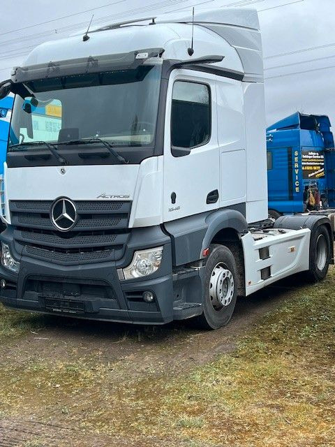Mercedes-Benz Actros 5 L-Fahrerhaus 1846 - Tegljač: slika Mercedes-Benz Actros 5 L-Fahrerhaus 1846 - Tegljač Mercedes-Benz Actros 5 L-Fahrerhaus 1846 - Tegljač: slika Mercedes-Benz Actros 5 L-Fahrerhaus 1846 - Tegljač