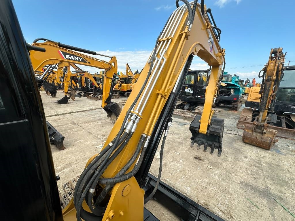 CAT 306 - Mini bager: slika CAT 306 - Mini bager CAT 306 - Mini bager: slika CAT 306 - Mini bager