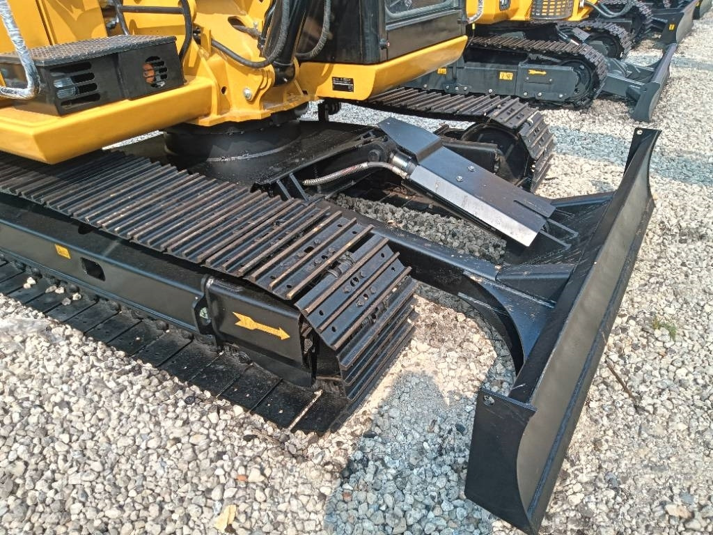 CAT 307E2 - Mini bager: slika CAT 307E2 - Mini bager CAT 307E2 - Mini bager: slika CAT 307E2 - Mini bager
