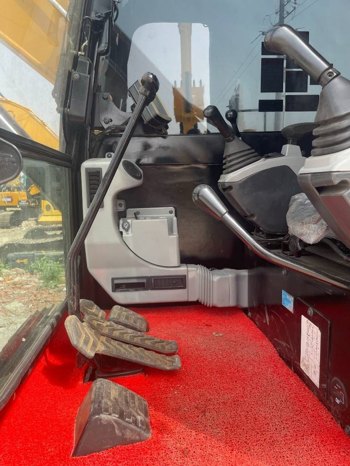 CAT 307E2 - Mini bager: slika CAT 307E2 - Mini bager CAT 307E2 - Mini bager: slika CAT 307E2 - Mini bager