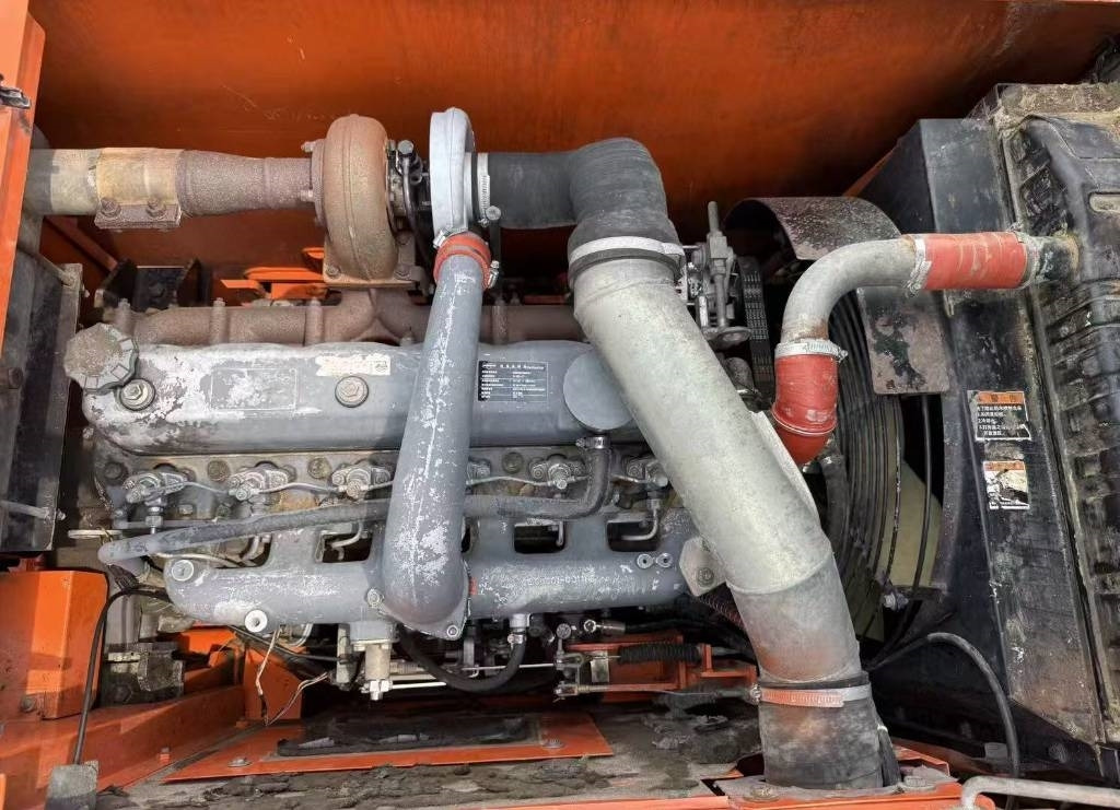 Doosan DH 150 W-7 - Bager na kotačima: slika Doosan DH 150 W-7 - Bager na kotačima Doosan DH 150 W-7 - Bager na kotačima: slika Doosan DH 150 W-7 - Bager na kotačima