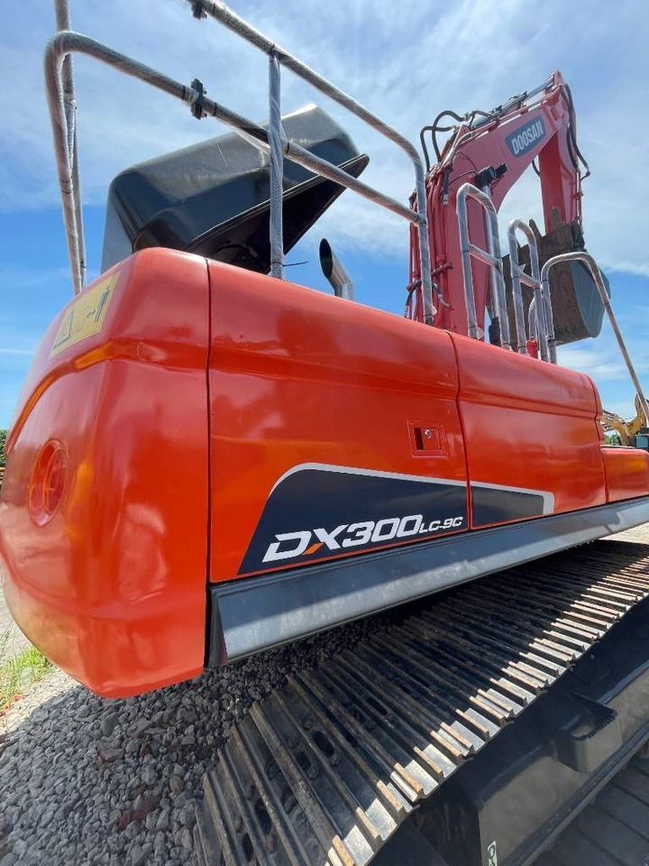 Doosan DX 300 LC - Bager gusjeničar: slika Doosan DX 300 LC - Bager gusjeničar Doosan DX 300 LC - Bager gusjeničar: slika Doosan DX 300 LC - Bager gusjeničar