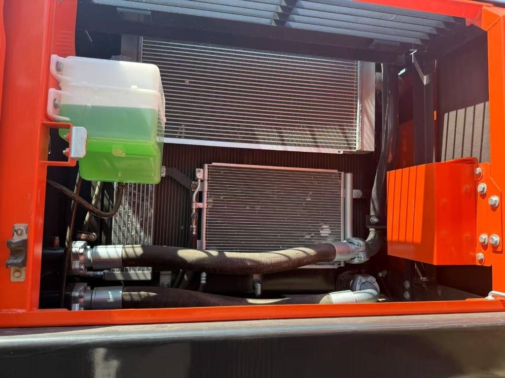 Doosan DX 340 - Bager gusjeničar: slika Doosan DX 340 - Bager gusjeničar Doosan DX 340 - Bager gusjeničar: slika Doosan DX 340 - Bager gusjeničar