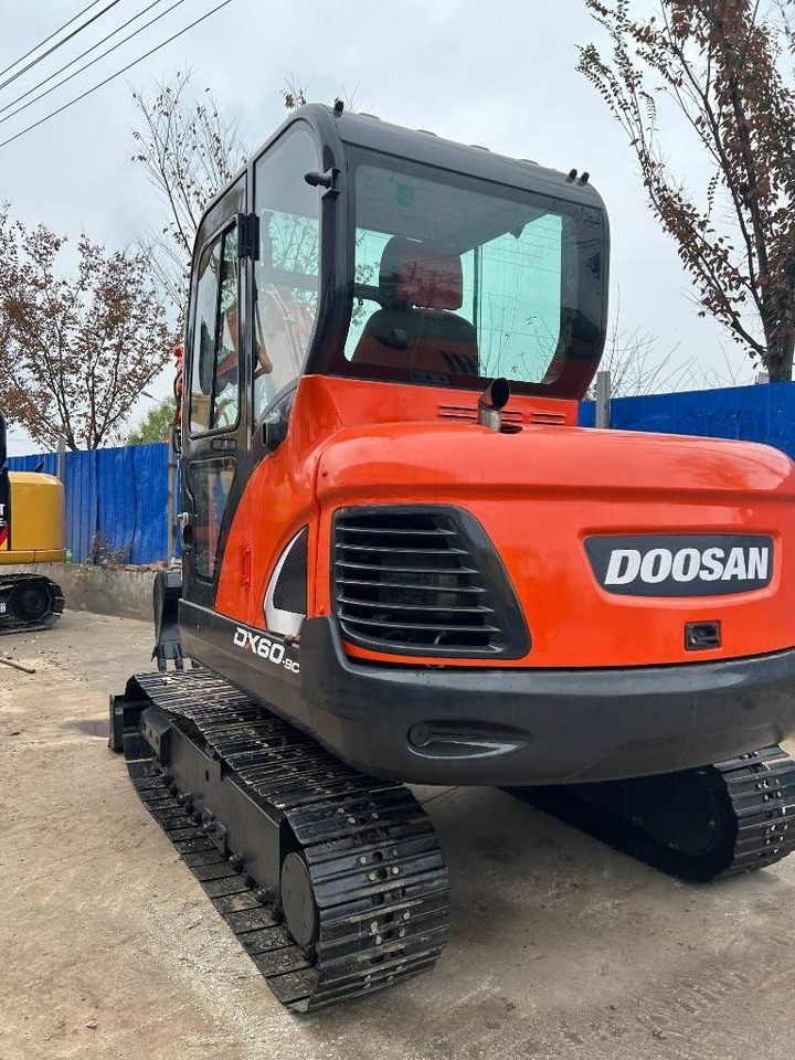 Doosan DX 60 - Mini bager: slika Doosan DX 60 - Mini bager Doosan DX 60 - Mini bager: slika Doosan DX 60 - Mini bager