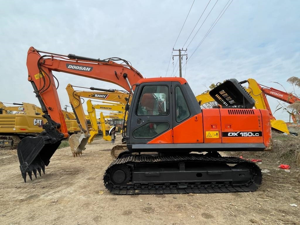 Doosan dx150 - Bager gusjeničar: slika Doosan dx150 - Bager gusjeničar Doosan dx150 - Bager gusjeničar: slika Doosan dx150 - Bager gusjeničar