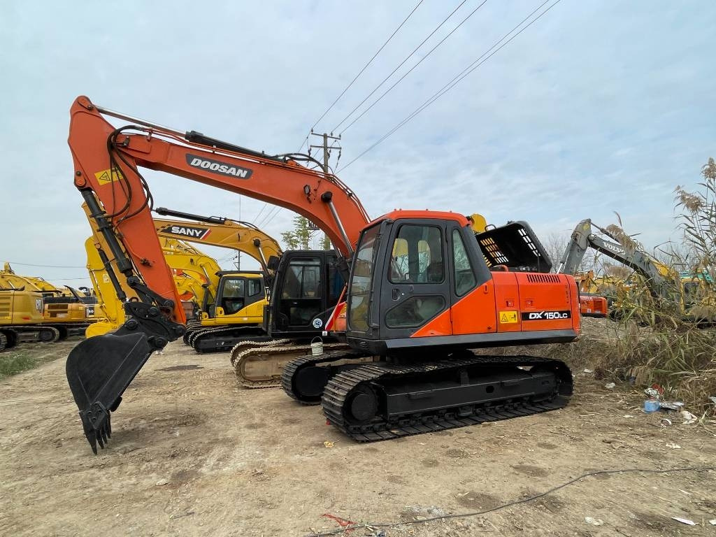 Doosan dx150 - Bager gusjeničar: slika Doosan dx150 - Bager gusjeničar Doosan dx150 - Bager gusjeničar: slika Doosan dx150 - Bager gusjeničar