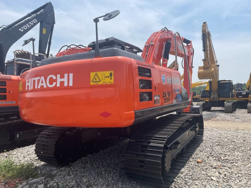 Bager gusjeničar Hitachi ZX 200: slika Bager gusjeničar Hitachi ZX 200
