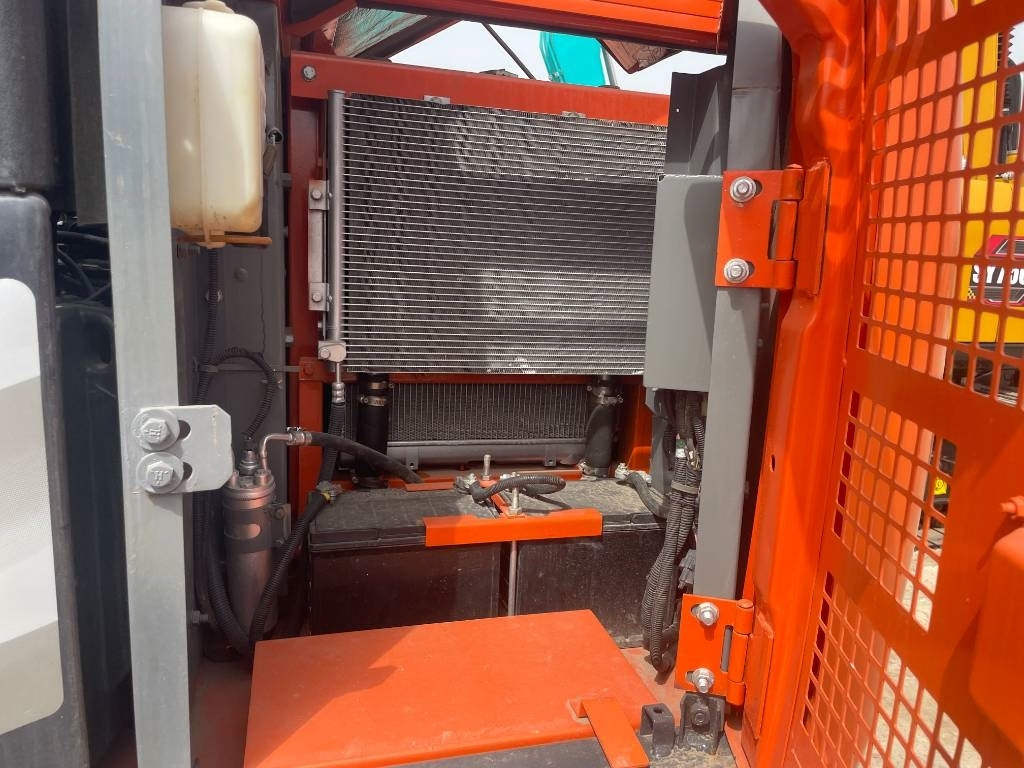 Hitachi ZX 70 - Mini bager: slika Hitachi ZX 70 - Mini bager Hitachi ZX 70 - Mini bager: slika Hitachi ZX 70 - Mini bager