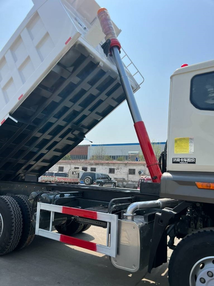 Howo 371 - Kiper: slika Howo 371 - Kiper Howo 371 - Kiper: slika Howo 371 - Kiper