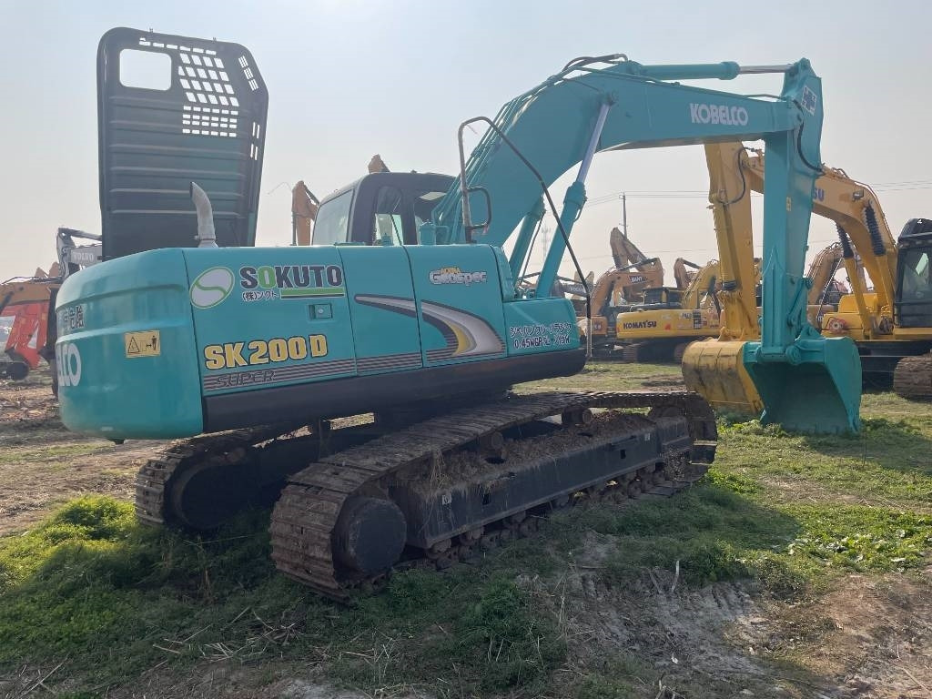 Kobelco SK 200 - Bager gusjeničar: slika Kobelco SK 200 - Bager gusjeničar Kobelco SK 200 - Bager gusjeničar: slika Kobelco SK 200 - Bager gusjeničar