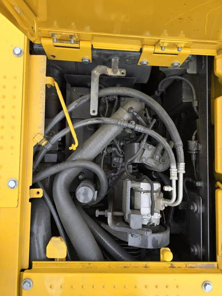 Komatsu PC 128 US-8 - Bager gusjeničar: slika Komatsu PC 128 US-8 - Bager gusjeničar Komatsu PC 128 US-8 - Bager gusjeničar: slika Komatsu PC 128 US-8 - Bager gusjeničar