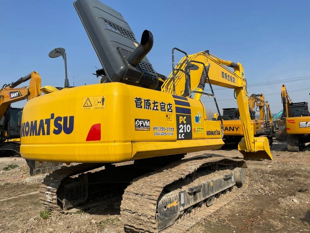 Komatsu PC 210 LC - Bager gusjeničar: slika Komatsu PC 210 LC - Bager gusjeničar Komatsu PC 210 LC - Bager gusjeničar: slika Komatsu PC 210 LC - Bager gusjeničar