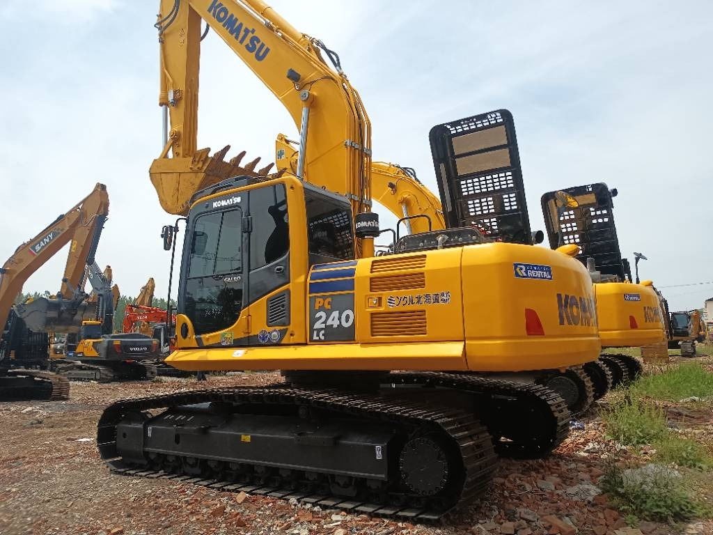 Komatsu PC 240  - Bager gusjeničar: slika Komatsu PC 240  - Bager gusjeničar Komatsu PC 240  - Bager gusjeničar: slika Komatsu PC 240  - Bager gusjeničar