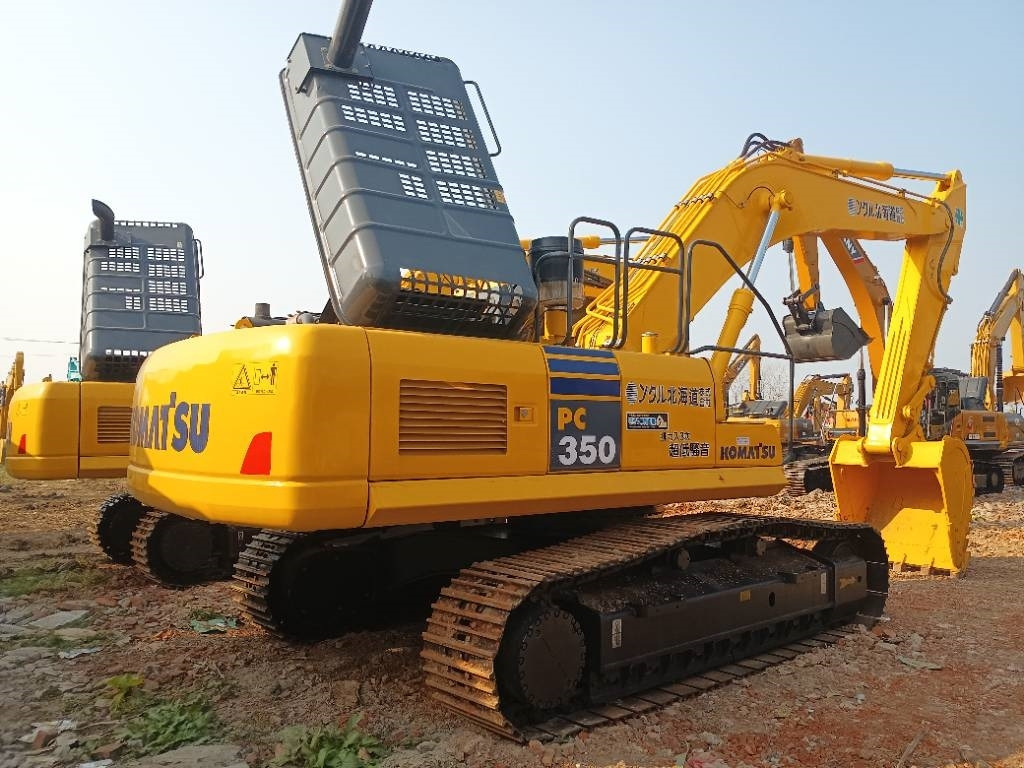 Komatsu PC 350 - Bager gusjeničar: slika Komatsu PC 350 - Bager gusjeničar Komatsu PC 350 - Bager gusjeničar: slika Komatsu PC 350 - Bager gusjeničar