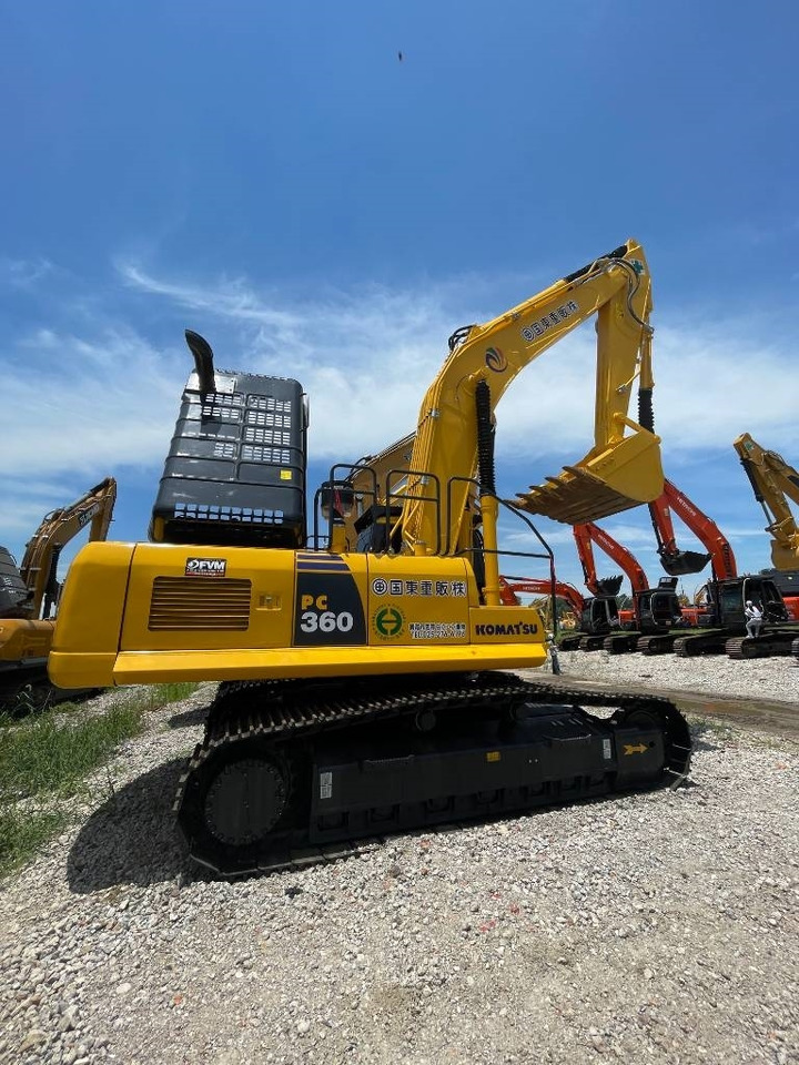 Komatsu PC 360 - Bager gusjeničar: slika Komatsu PC 360 - Bager gusjeničar Komatsu PC 360 - Bager gusjeničar: slika Komatsu PC 360 - Bager gusjeničar