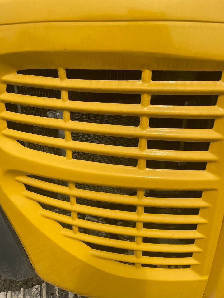 Komatsu PC 55 MR - Mini bager: slika Komatsu PC 55 MR - Mini bager Komatsu PC 55 MR - Mini bager: slika Komatsu PC 55 MR - Mini bager