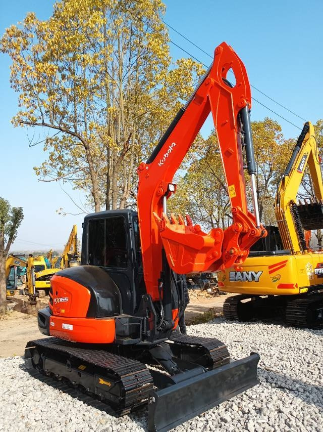 Kubota KX 165 - Mini bager: slika Kubota KX 165 - Mini bager Kubota KX 165 - Mini bager: slika Kubota KX 165 - Mini bager