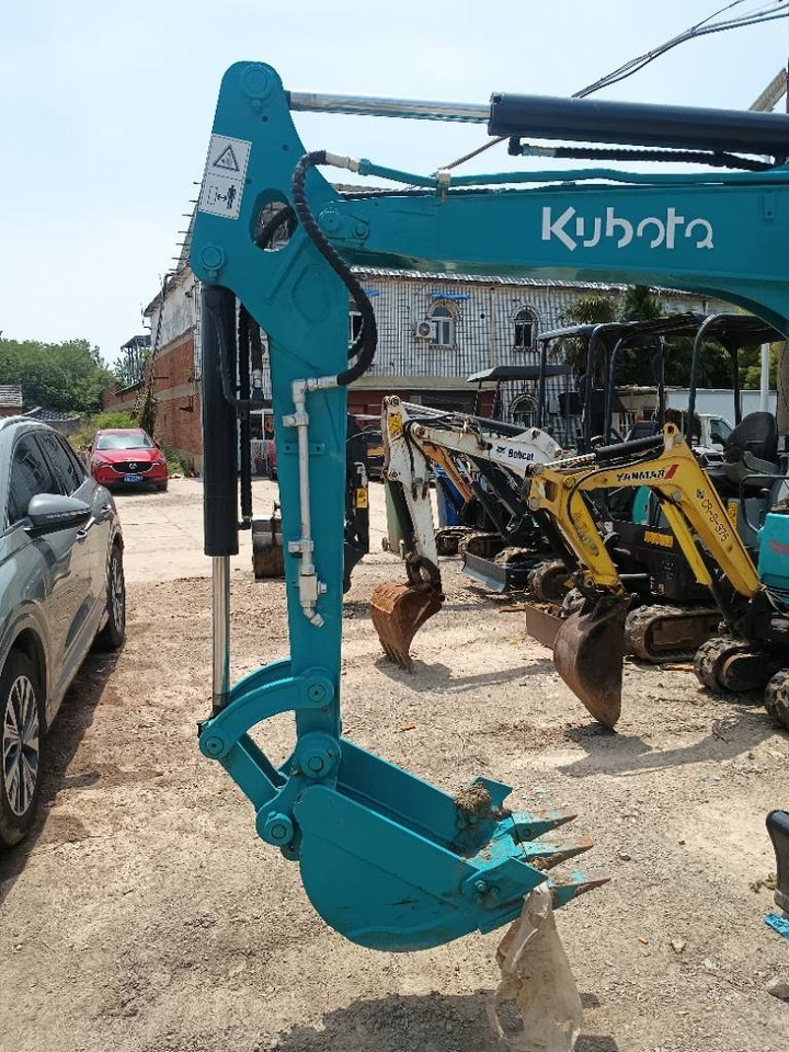 Kubota U 30 - Mini bager: slika Kubota U 30 - Mini bager Kubota U 30 - Mini bager: slika Kubota U 30 - Mini bager