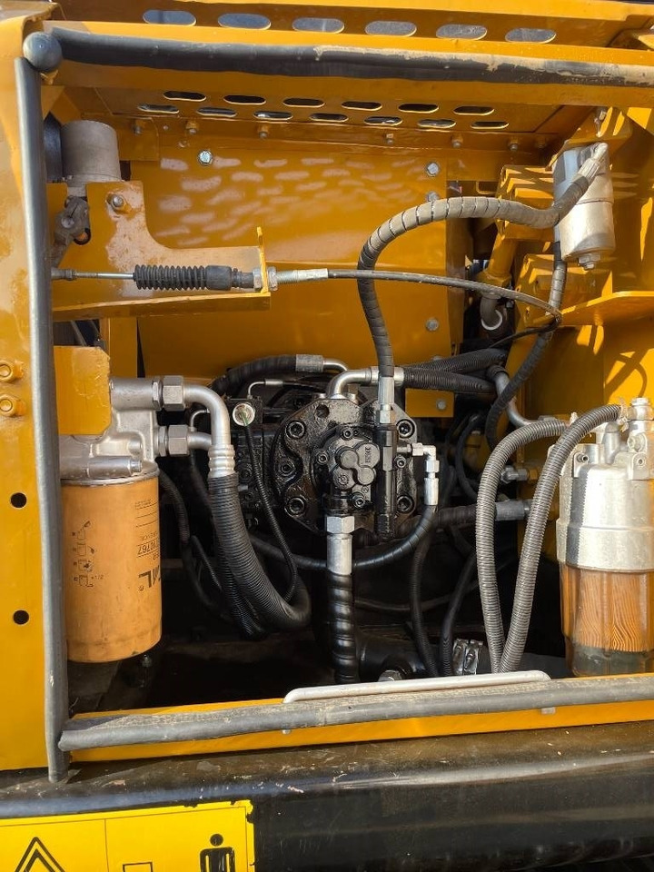 Sany SY 135 C - Bager gusjeničar: slika Sany SY 135 C - Bager gusjeničar Sany SY 135 C - Bager gusjeničar: slika Sany SY 135 C - Bager gusjeničar