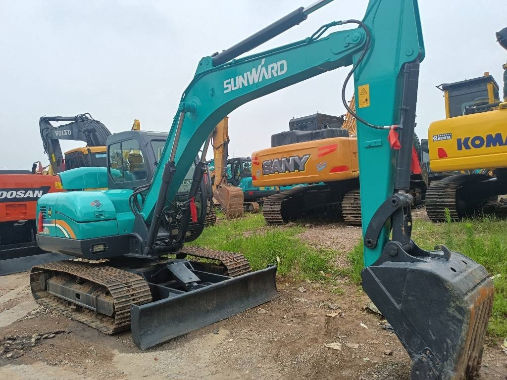 Sunward SWE 80 E - Mini bager: slika Sunward SWE 80 E - Mini bager Sunward SWE 80 E - Mini bager: slika Sunward SWE 80 E - Mini bager