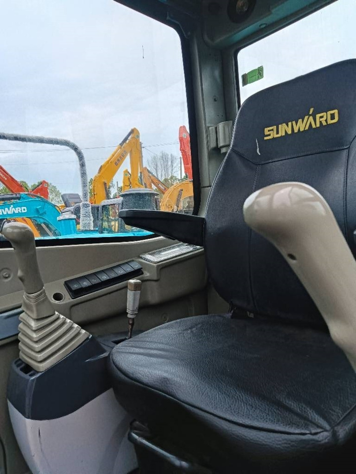 Sunward SWE 90 - Mini bager: slika Sunward SWE 90 - Mini bager Sunward SWE 90 - Mini bager: slika Sunward SWE 90 - Mini bager