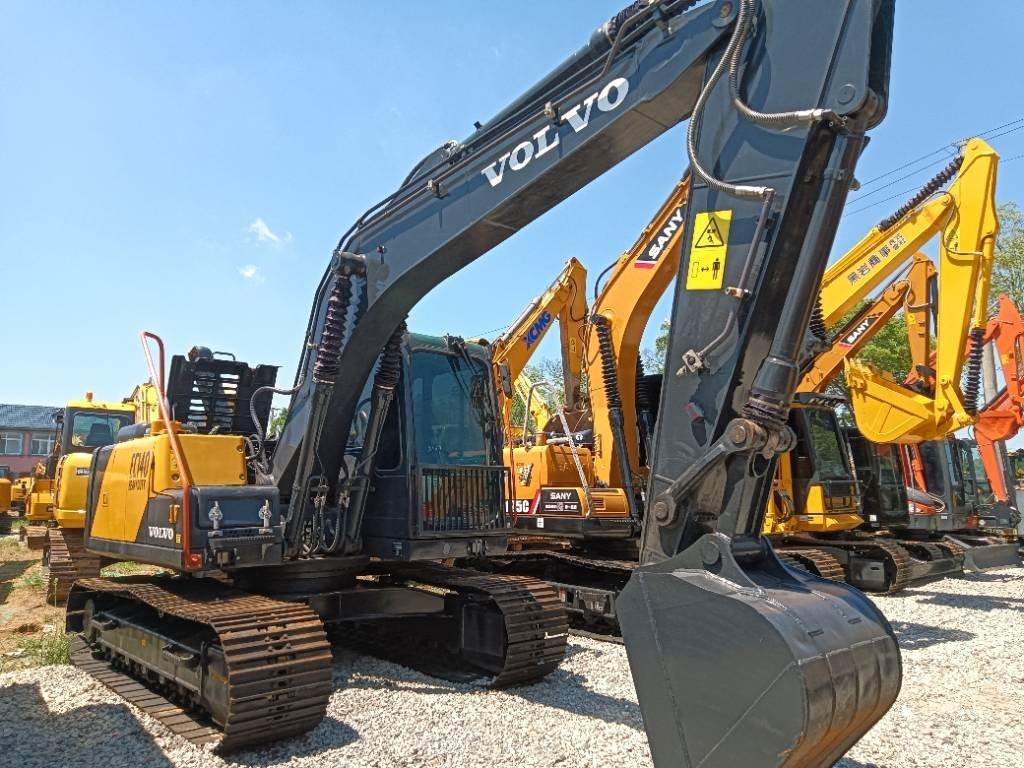 Volvo EC 140 B - Bager gusjeničar: slika Volvo EC 140 B - Bager gusjeničar Volvo EC 140 B - Bager gusjeničar: slika Volvo EC 140 B - Bager gusjeničar