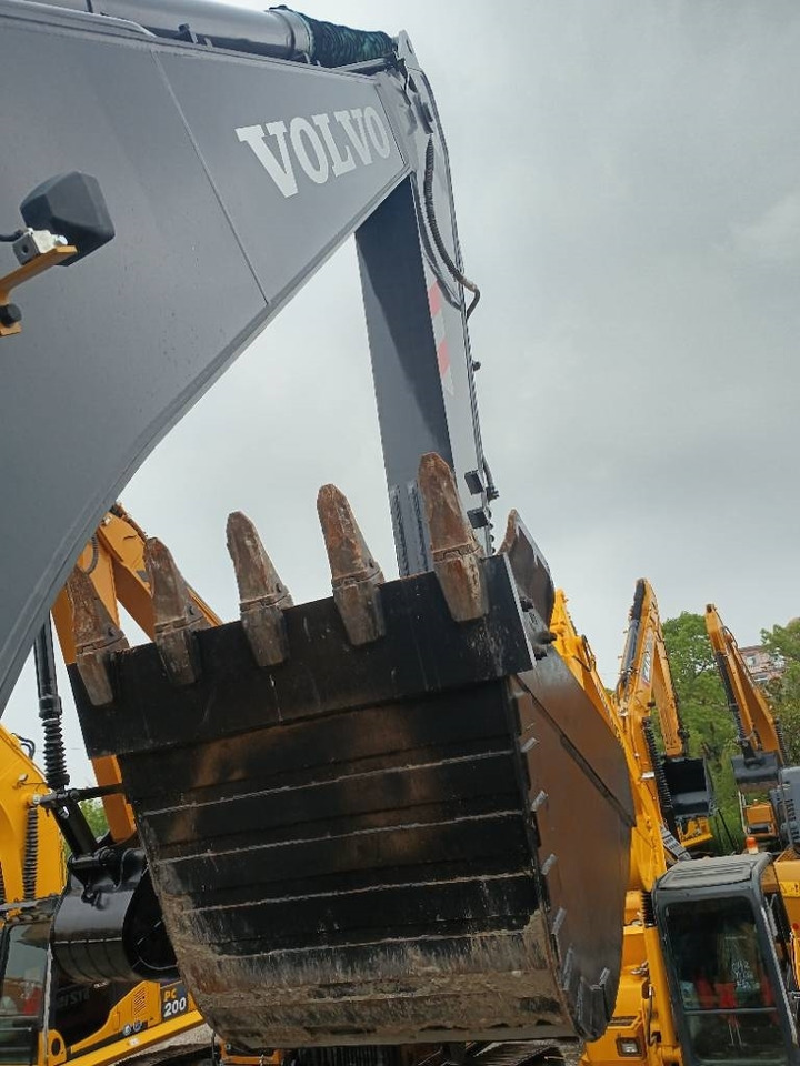 Volvo EC 210 - Bager gusjeničar: slika Volvo EC 210 - Bager gusjeničar Volvo EC 210 - Bager gusjeničar: slika Volvo EC 210 - Bager gusjeničar