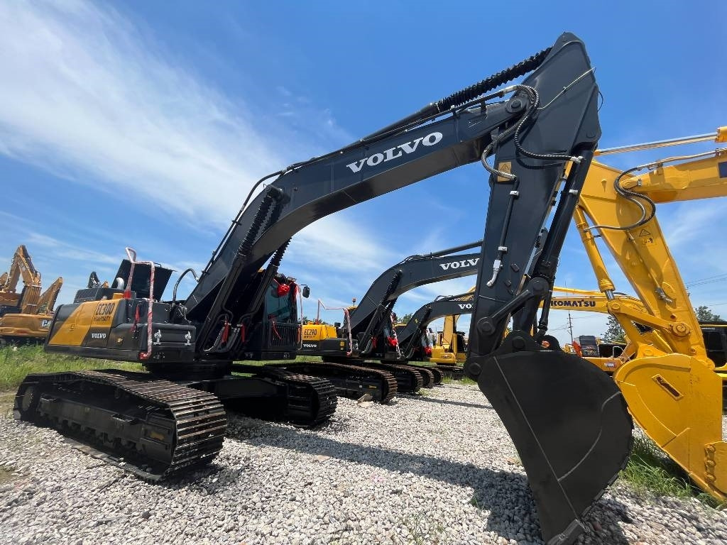 Volvo EC 300 - Bager gusjeničar: slika Volvo EC 300 - Bager gusjeničar Volvo EC 300 - Bager gusjeničar: slika Volvo EC 300 - Bager gusjeničar