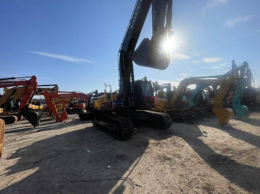 Volvo EC300  - Bager gusjeničar: slika Volvo EC300  - Bager gusjeničar Volvo EC300  - Bager gusjeničar: slika Volvo EC300  - Bager gusjeničar