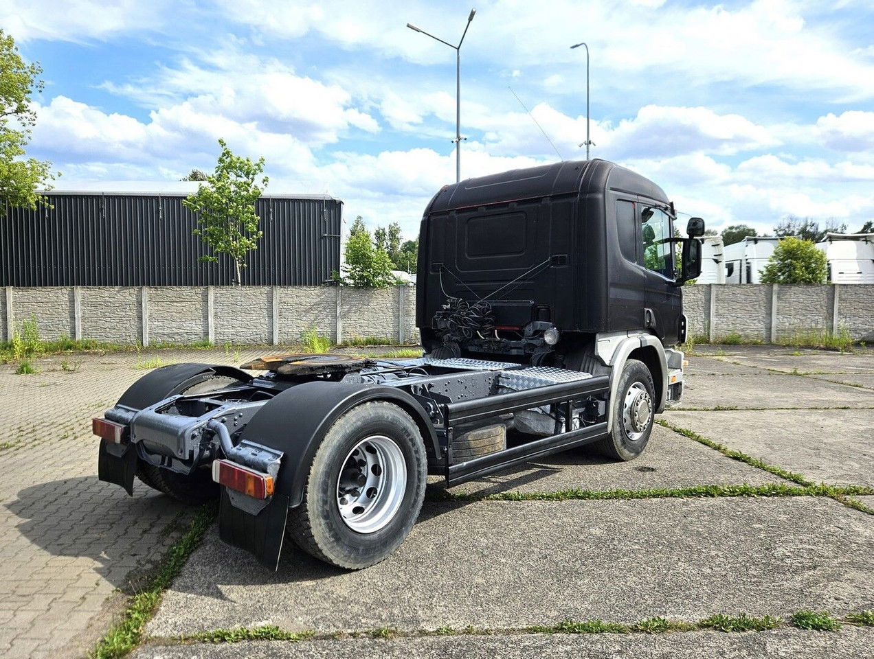 Scania 124 360, manual pump and injectors, manual gearbox - Tegljač: slika Scania 124 360, manual pump and injectors, manual gearbox - Tegljač Scania 124 360, manual pump and injectors, manual gearbox - Tegljač: slika Scania 124 360, manual pump and injectors, manual gearbox - Tegljač