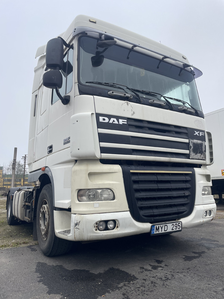 DAF XF105.460 Euro 5 manual gearbox - Tegljač: slika DAF XF105.460 Euro 5 manual gearbox - Tegljač DAF XF105.460 Euro 5 manual gearbox - Tegljač: slika DAF XF105.460 Euro 5 manual gearbox - Tegljač