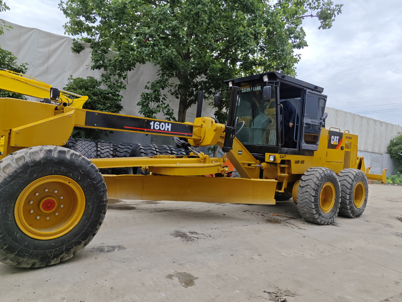 CATERPILLAR 160h - Grejder: slika CATERPILLAR 160h - Grejder CATERPILLAR 160h - Grejder: slika CATERPILLAR 160h - Grejder