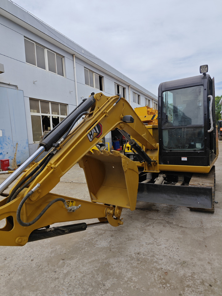 CATERPILLAR 305.5E - Mini bager: slika CATERPILLAR 305.5E - Mini bager CATERPILLAR 305.5E - Mini bager: slika CATERPILLAR 305.5E - Mini bager