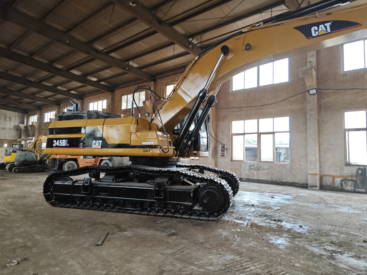 CATERPILLAR 345B Used cat 45ton excavator - Bager gusjeničar: slika CATERPILLAR 345B Used cat 45ton excavator - Bager gusjeničar CATERPILLAR 345B Used cat 45ton excavator - Bager gusjeničar: slika CATERPILLAR 345B Used cat 45ton excavator - Bager gusjeničar