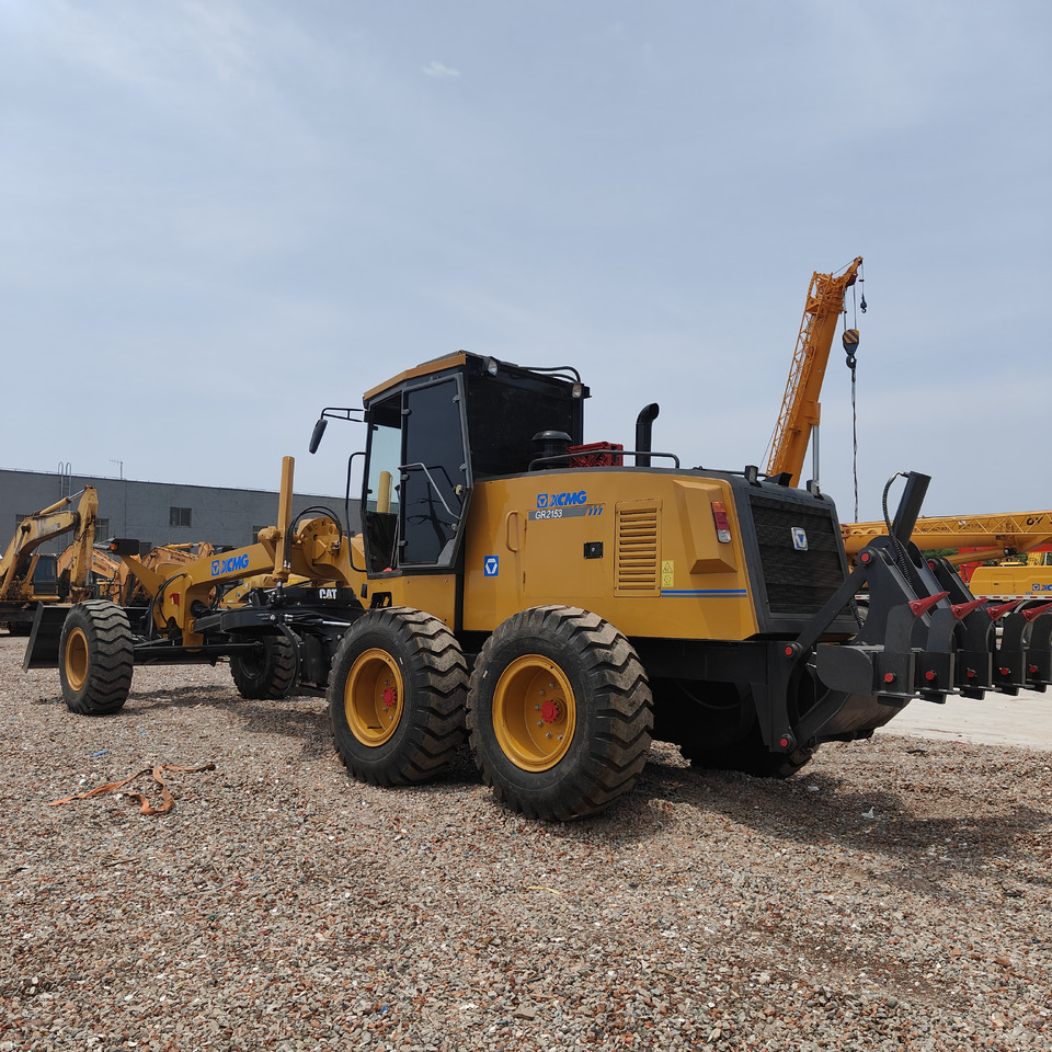 XCMG GR215 GR2153 Motor Grader with Blade - Grejder: slika XCMG GR215 GR2153 Motor Grader with Blade - Grejder XCMG GR215 GR2153 Motor Grader with Blade - Grejder: slika XCMG GR215 GR2153 Motor Grader with Blade - Grejder
