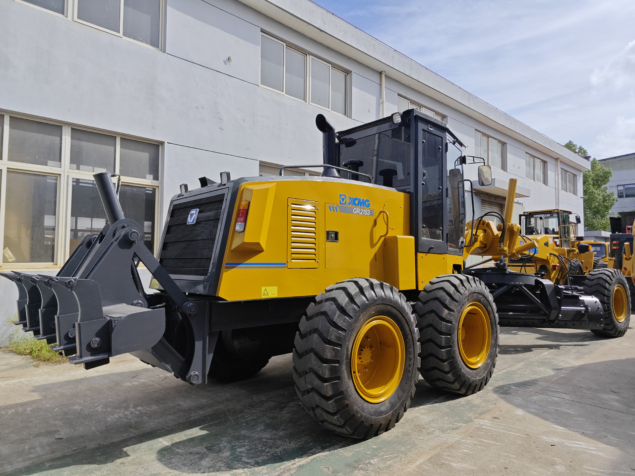 XCMG GR215 used motor grader - Grejder: slika XCMG GR215 used motor grader - Grejder XCMG GR215 used motor grader - Grejder: slika XCMG GR215 used motor grader - Grejder