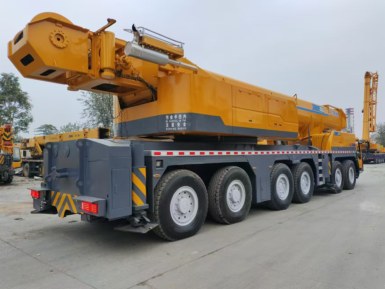 XCMG XCA260 260TON TRUCK CRANE - Autodizalica: slika XCMG XCA260 260TON TRUCK CRANE - Autodizalica XCMG XCA260 260TON TRUCK CRANE - Autodizalica: slika XCMG XCA260 260TON TRUCK CRANE - Autodizalica