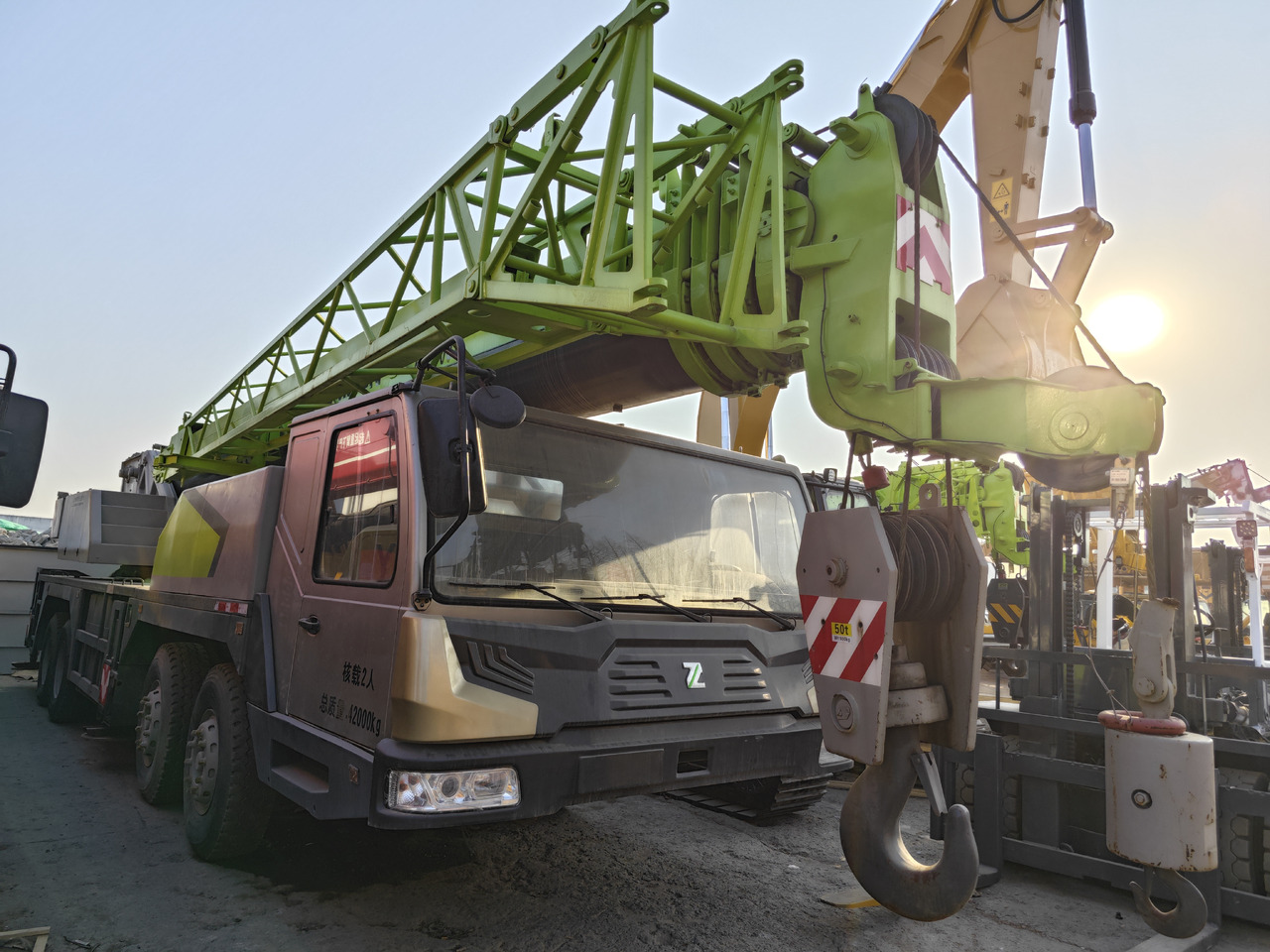 ZOOMLION ZTC500V - Autodizalica: slika ZOOMLION ZTC500V - Autodizalica ZOOMLION ZTC500V - Autodizalica: slika ZOOMLION ZTC500V - Autodizalica