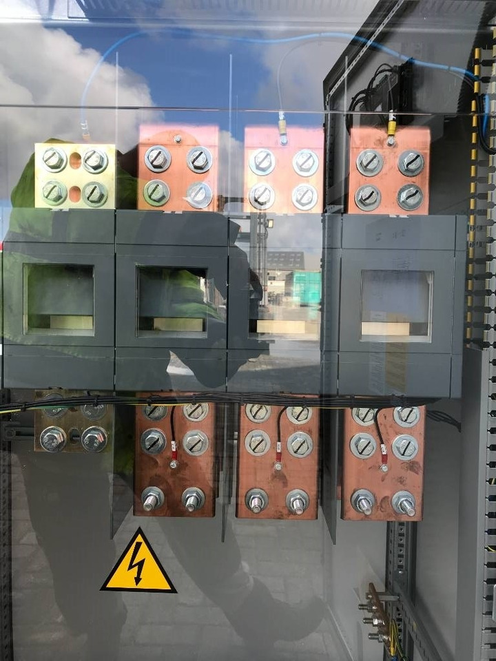 Novi Građevinska oprema ATS Panel 2.000A - Max 1.380 kVA - DPX-27512: slika Novi Građevinska oprema ATS Panel 2.000A - Max 1.380 kVA - DPX-27512